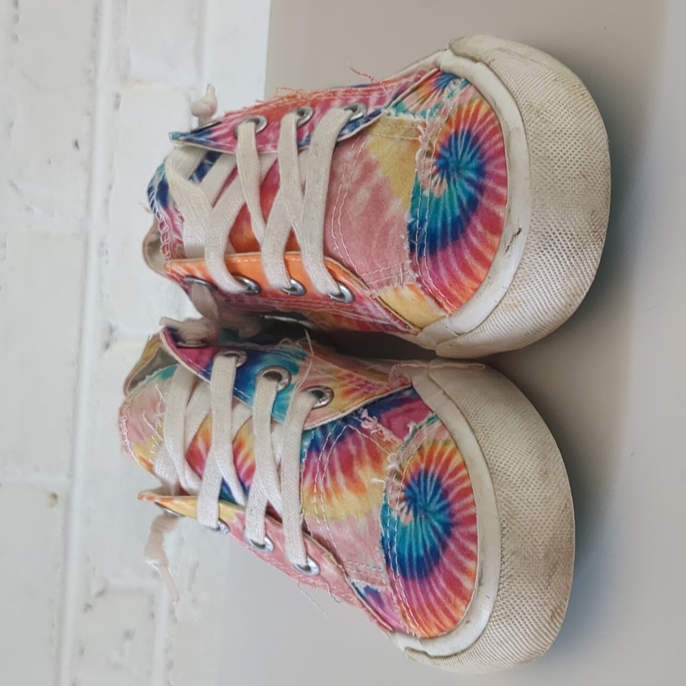 Blowfish Malibu Tie-dyed Slip On Sneakers - Picture 2 of 10